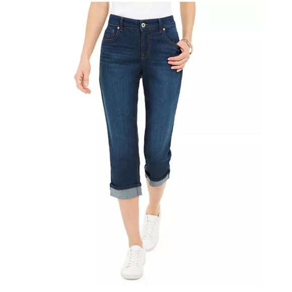 Style & Co Curvy Cuffed Capri Jeans in Riverside 6 - Picture 1 of 10